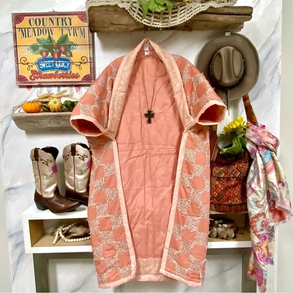 Artisan QUILTED Cocoon duster kimono w cabin granny vibe - Picture 2 of 11